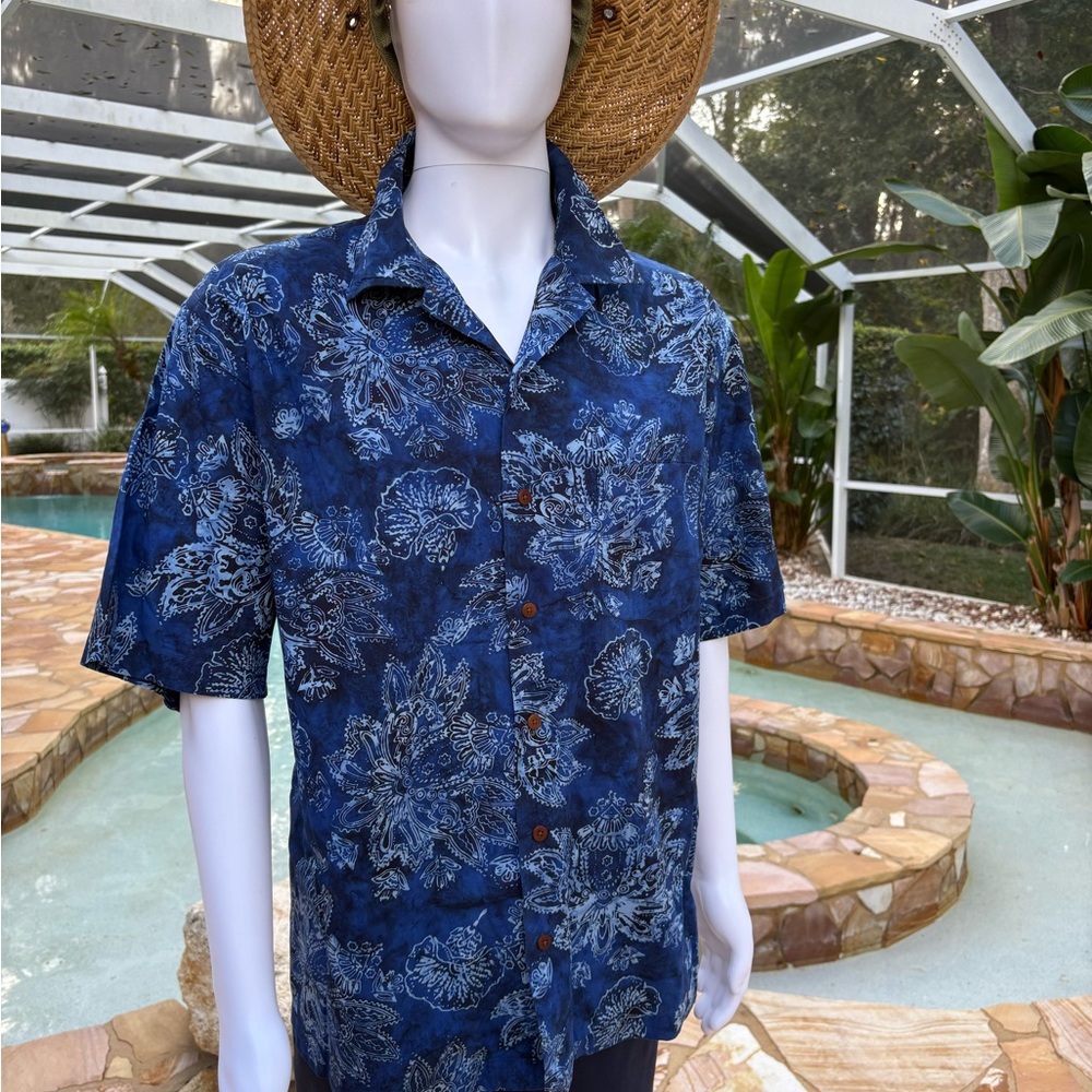 Lands' End Blue Floral Casual Shirt